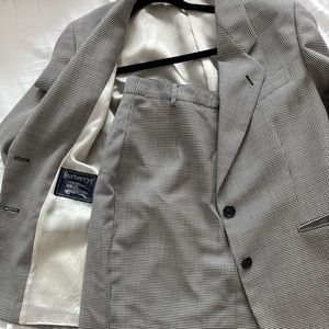 Burberry Suit Skirt Chevron navy- Size Small